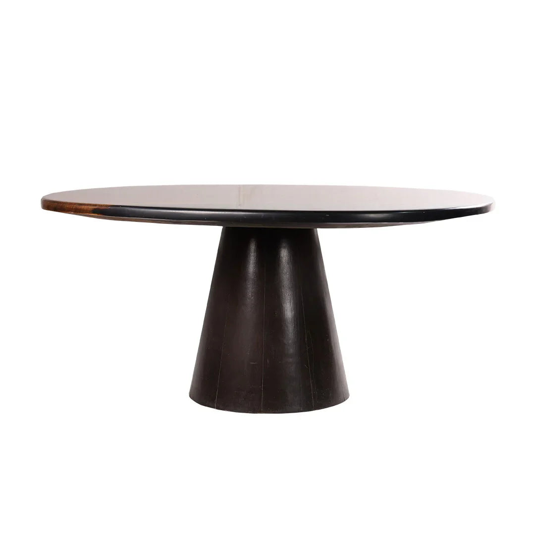 Majestic Aurora Round Table