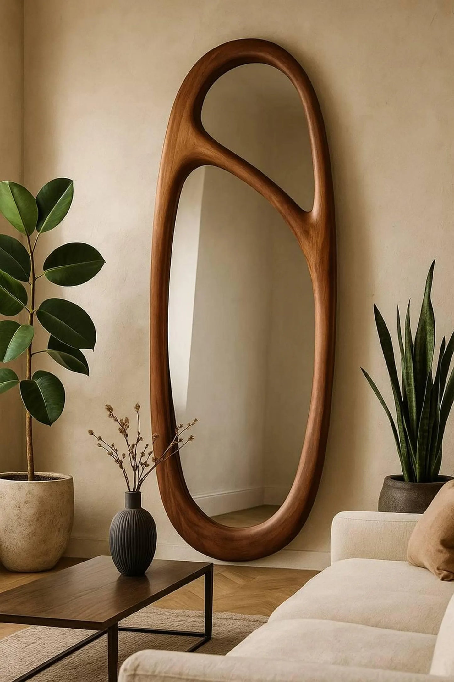 The Sculpted Loop Mirror